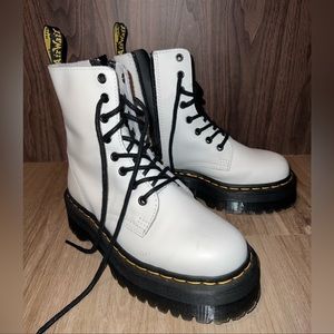Doc Marten Boots Platform White